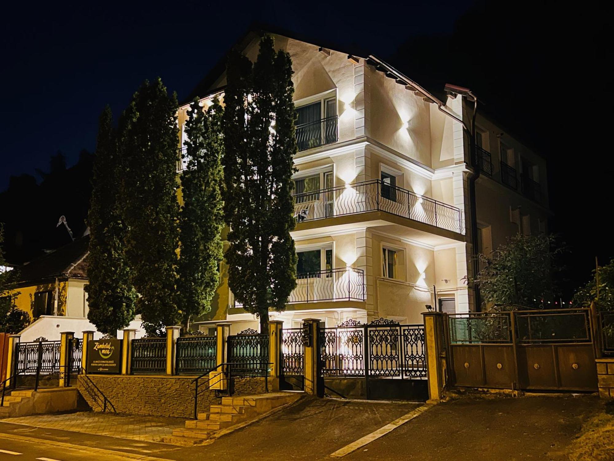 Prestige Aparthotel Braşov Eksteriør billede