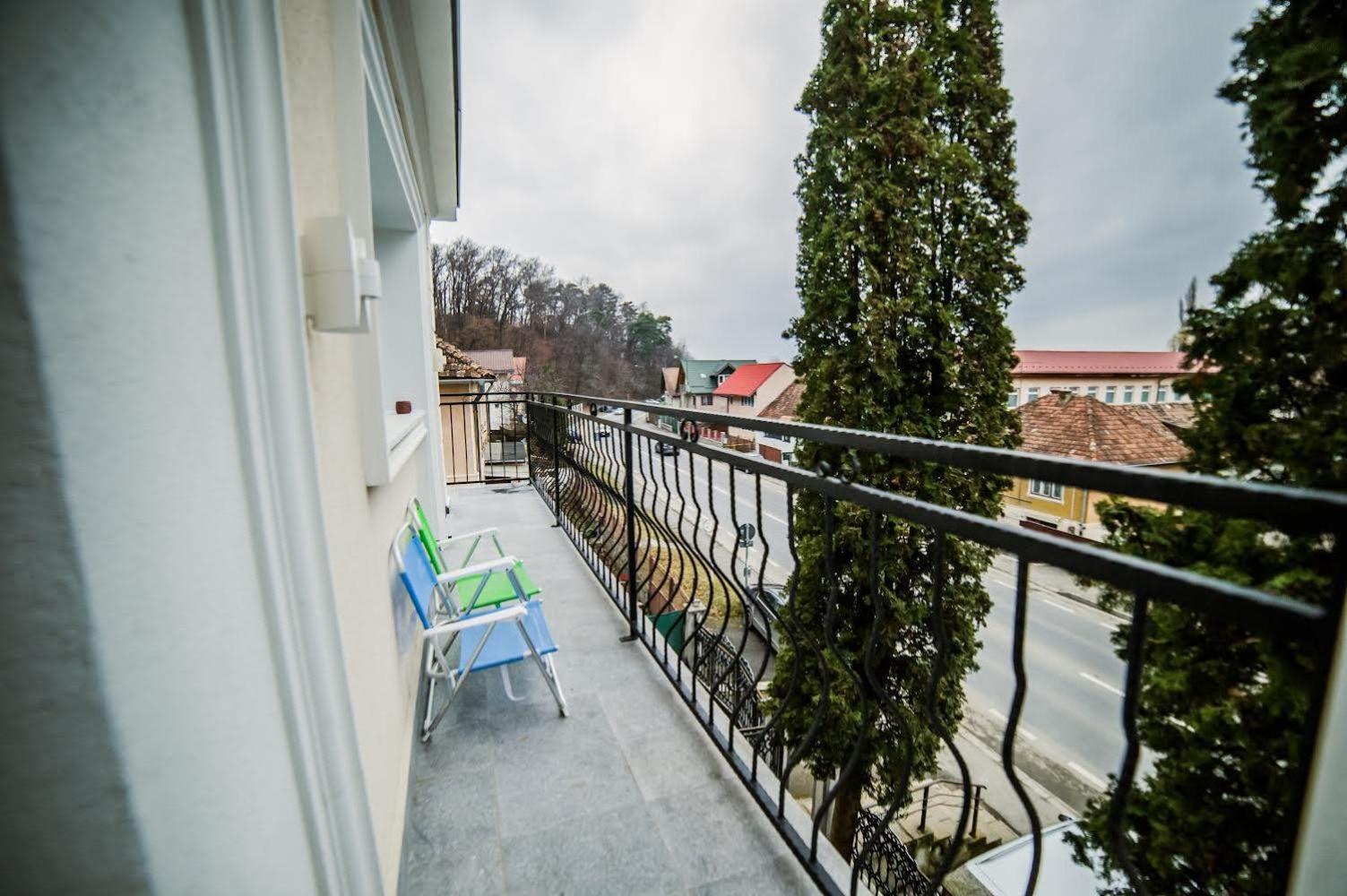 Prestige Aparthotel Braşov Eksteriør billede